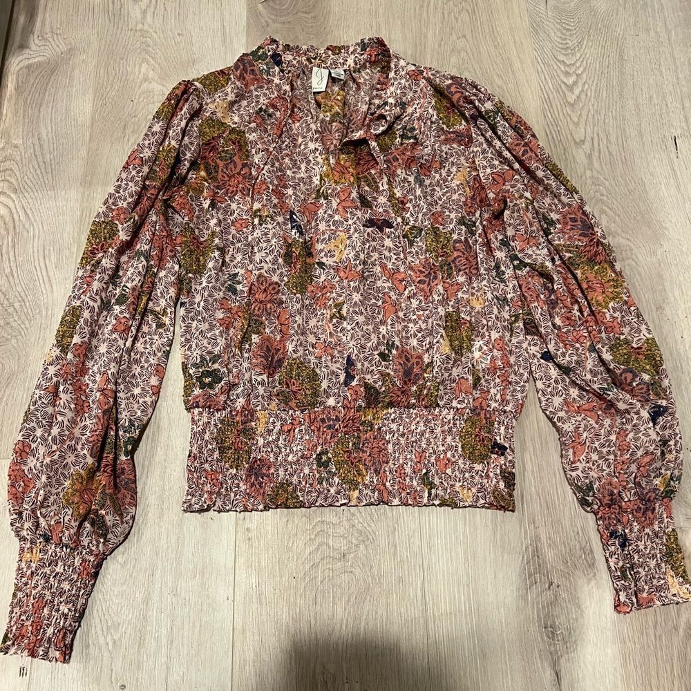 Women’s Floral Blouse